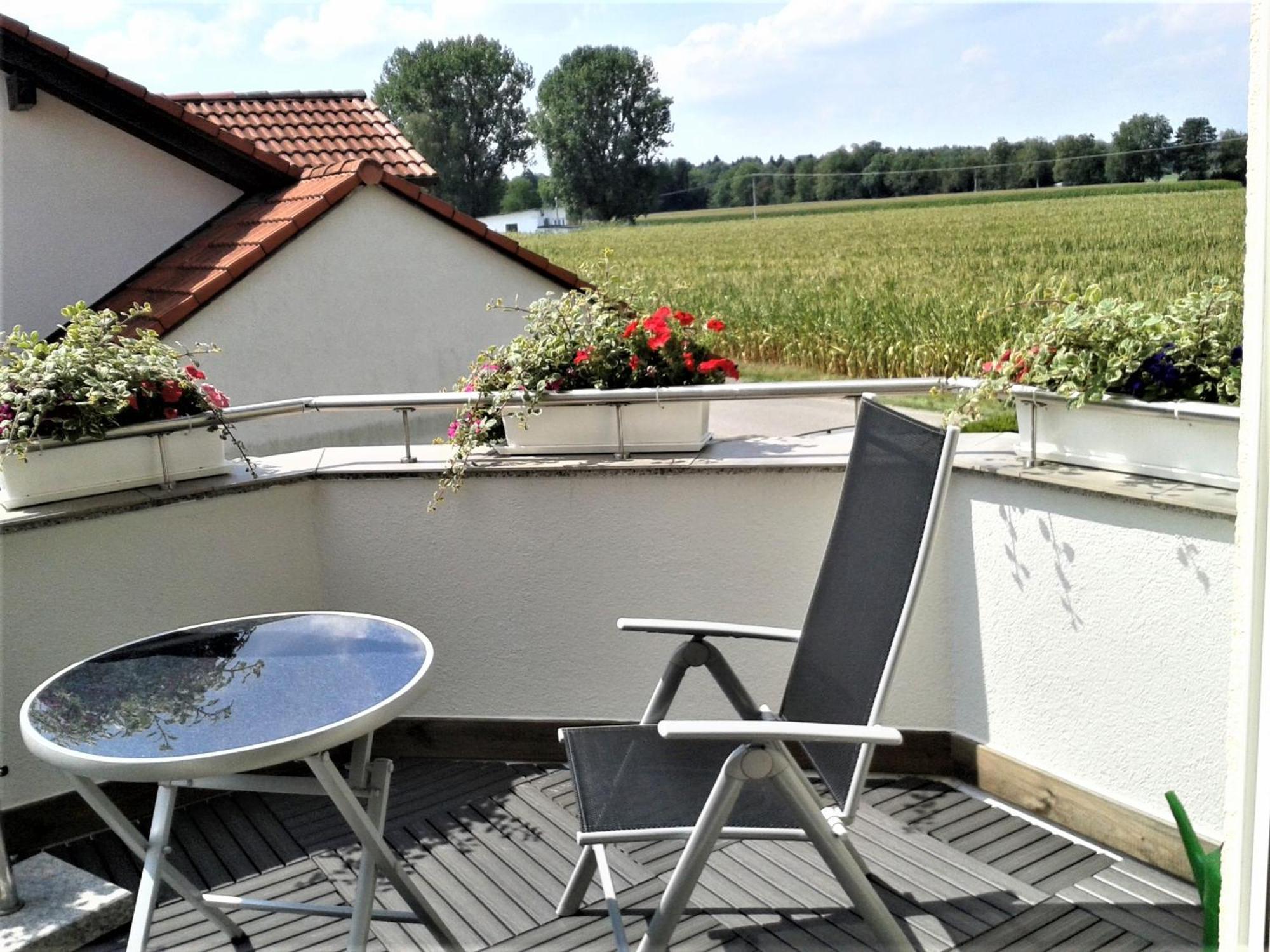 Ferienwohnung Beim Ried Bad Waldsee Exterior foto